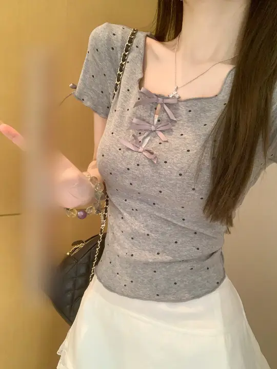 リボン付き 大きな襟のレースデザイン半袖Tシャツ【春夏用・ドット柄・女性用】