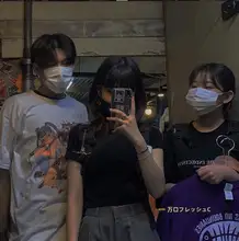 忍者少女の物語 カートゥーンプリント 半袖Tシャツ【クルーネック・ゆったりシルエット】
