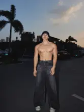 アメリカンスタイルのヴィンテージ仕上げデニムパンツ【ワイドレッグ・ゆったりシルエット】