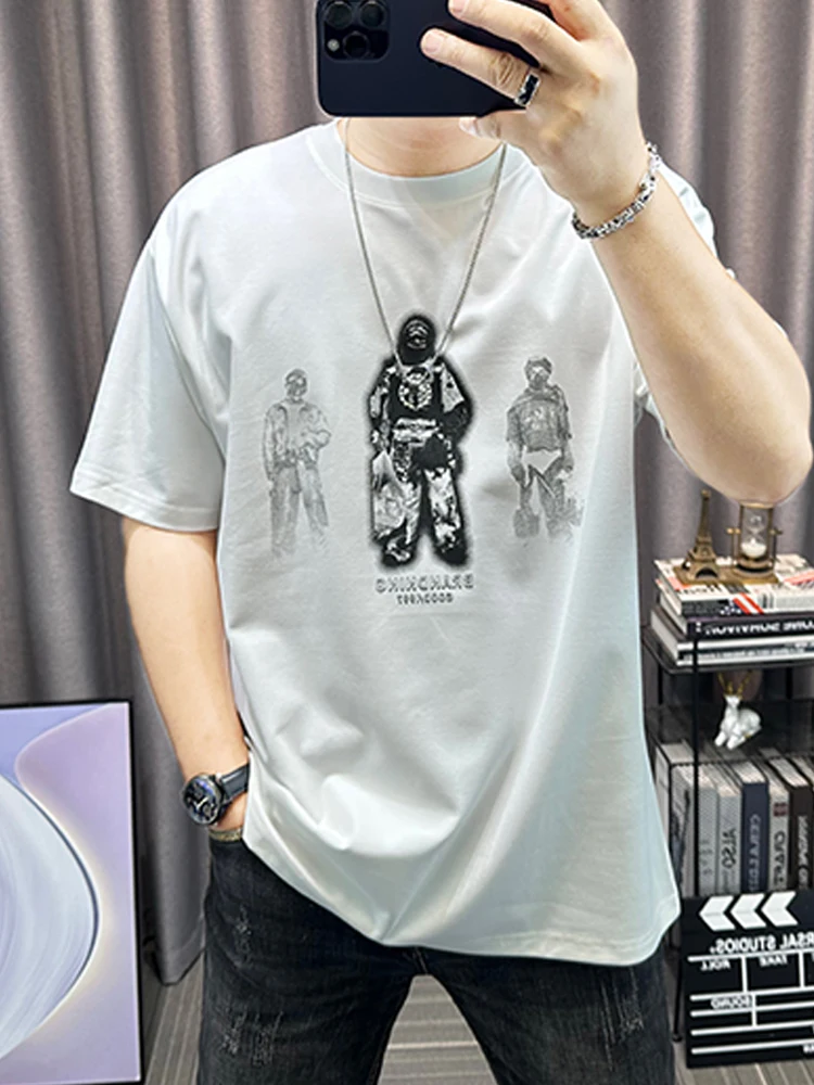 アニメキャラTシャツを着るなら、どうやってコーデを組むべき？