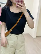 大きいサイズの方形ネック半袖Tシャツ【フィット・夏用・カジュアル】