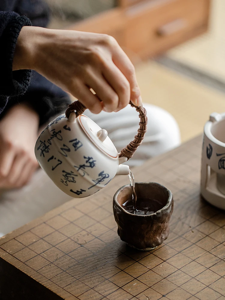 コンロ焚き火台で冬の暮らしを温かくするには？一斗缶焚き火台の選び方と実際の使い方