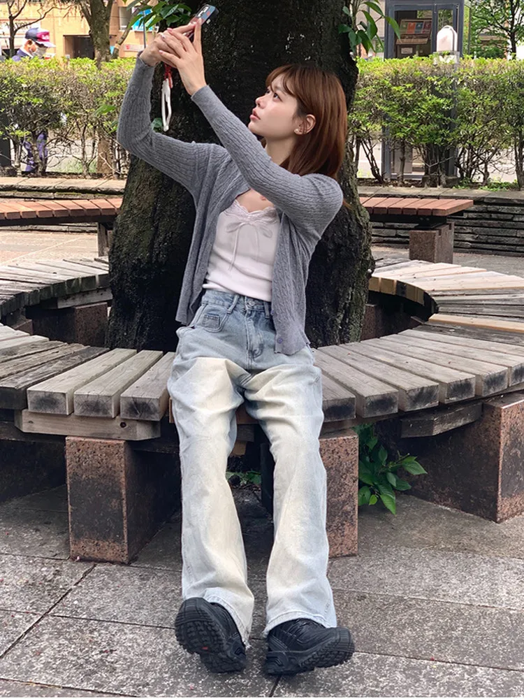 ワンピースの胸元あくインナーとして、カミソリとシースルーブラの違いは？
