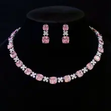 甘美なピンクのロマンティック宝石ネックレス＆イヤリング【フォーマルドレス用・ブライダルアクセサリー】（セットアップ対応）