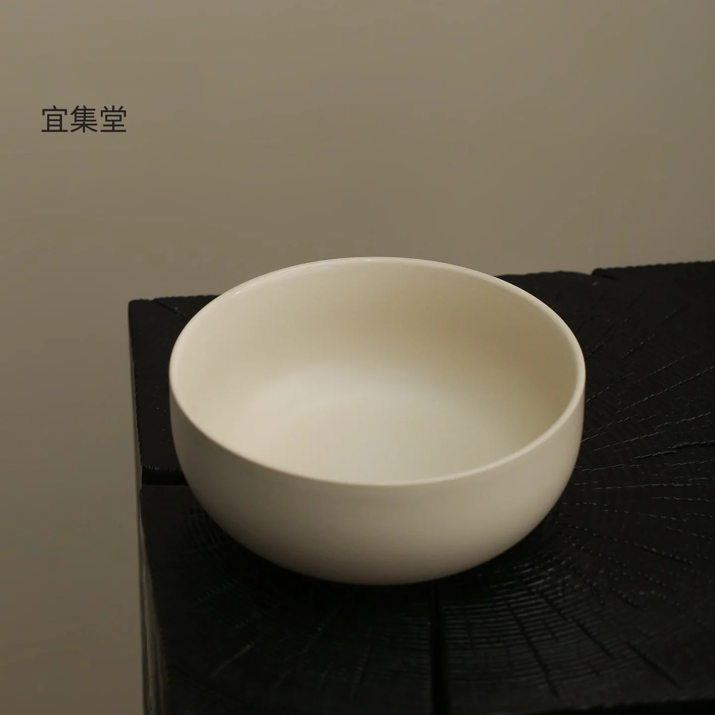 一人暮らし新生活をだけで揃えたら総額いくら？　陶製スープボウルの実用性と設計特性