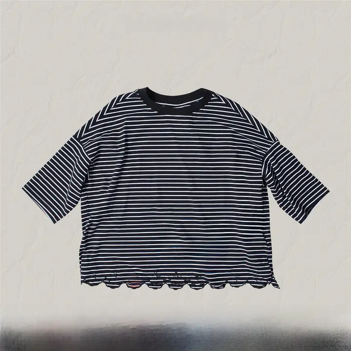 黒白ストライプの七分袖Tシャツ【フィット・丸首・夏用】