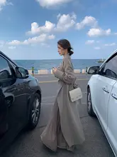 グレーのウールダブルフェイスコート【ロング丈・ゆったりシルエット・ベルト付き】