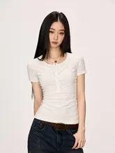 個性的なデザインの假二重亨利襟天絲半袖Tシャツ
