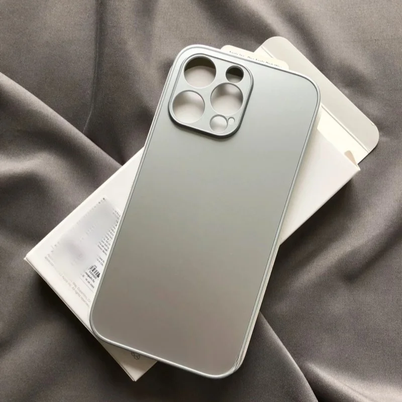 スマホの指紋が気になるなら、これで解決できる？ナノマット指紋防止ケースの本当の価値とは
