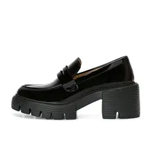 本革ローファーシューズ【厚底・粗ヒール・ブラック・イギリス風】