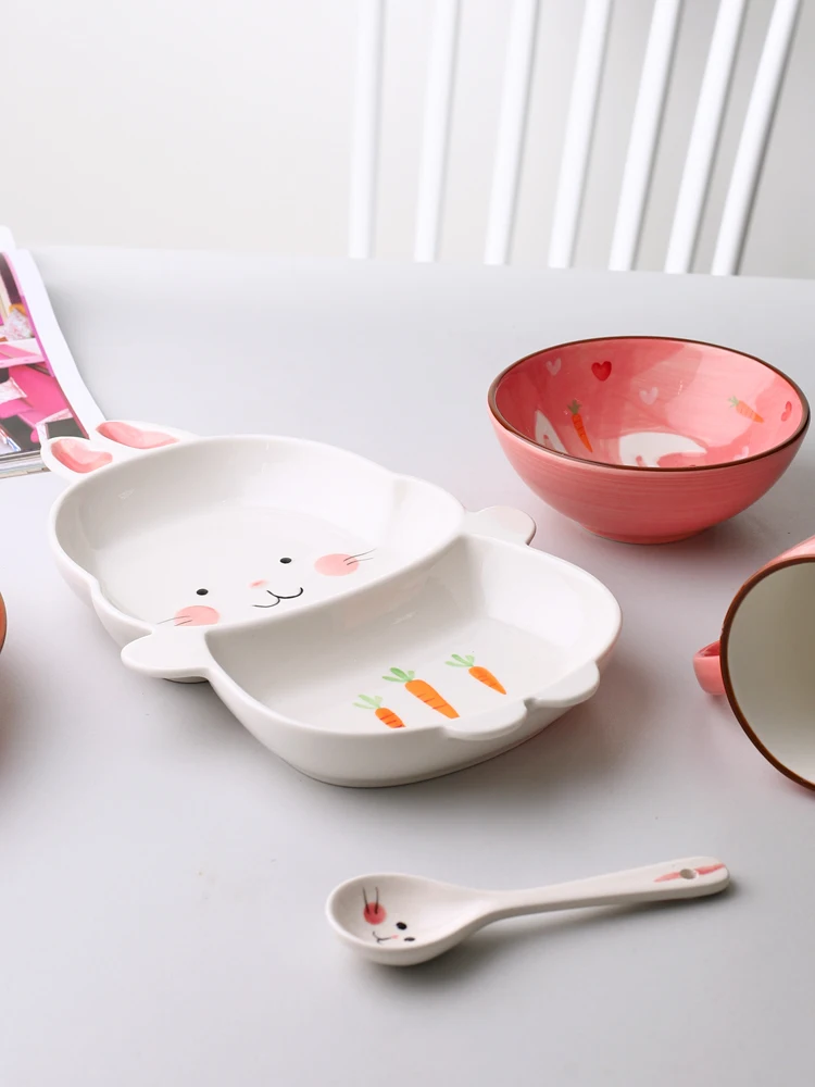 モンキーグリッドディナープレート：子供向けのかわいい動物モチーフ陶器飯盤の実用性と使い方
