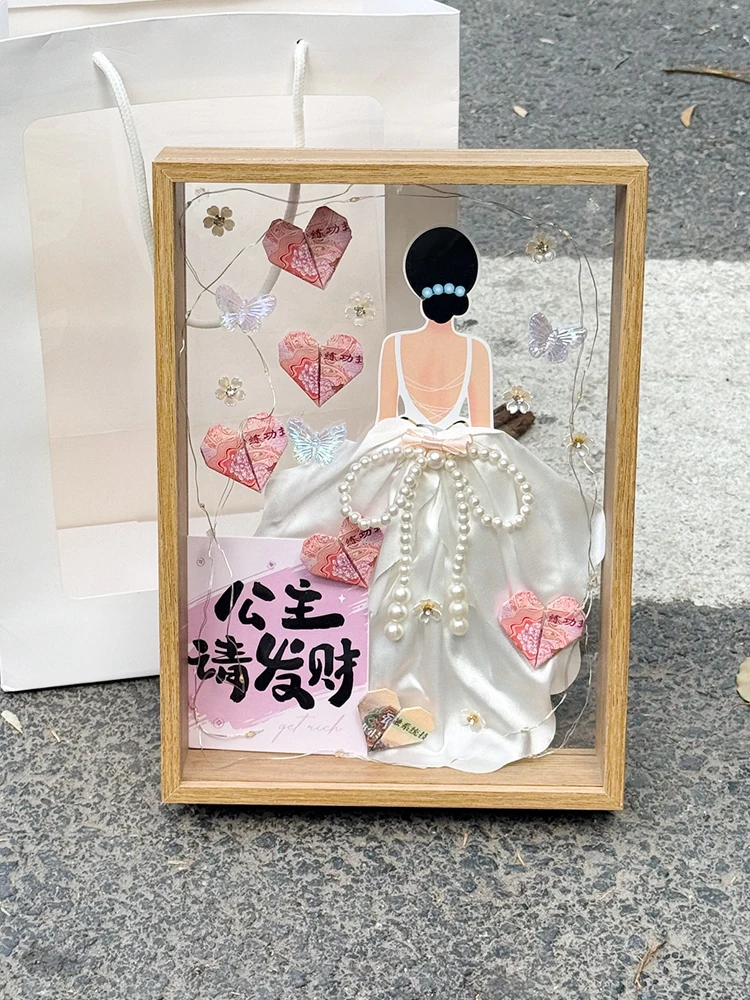 手作りフラワーフレーム：少女心を表現するDIY贈り物の実用性と使い方