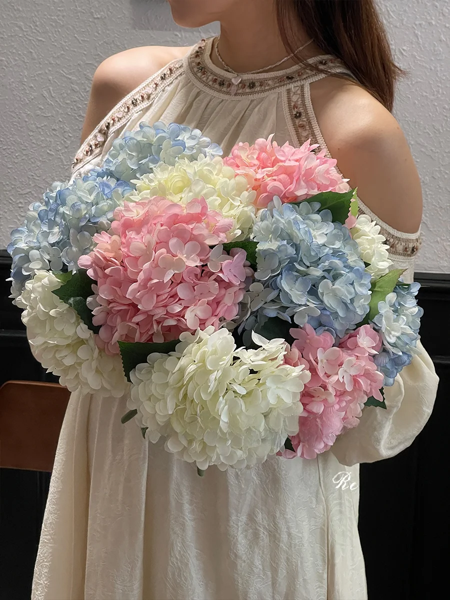 高級アジサイの造花：法式風インテリアに最適な仿真花の選択肢
