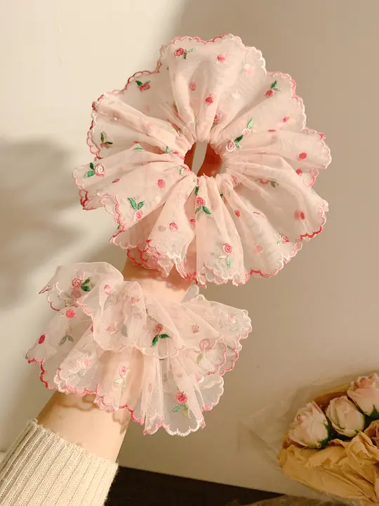 ピンクの花柄刺繍ナイロンヘアゴム【大きめデザイン・夏用】（セットアップ対応）