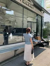 ロマンティックな重ね着に最適な短袖Tシャツとキャミソール（セットアップ対応）