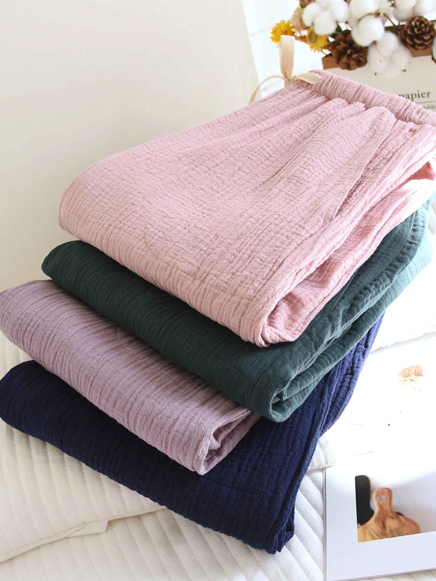 パンツインって何？本当にスカートと違うの？今こそ知るべき着こなしの本質とは