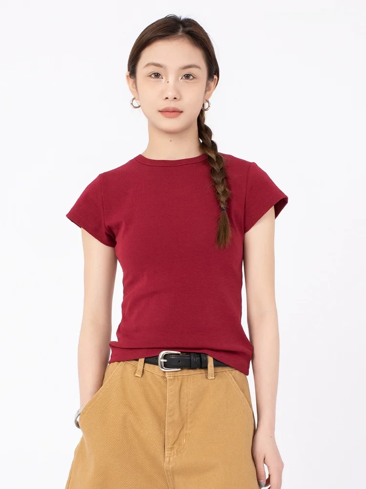 モノトーンのTシャツはブラックにしろ？それともグレーにしろ？本当の答えはここにある