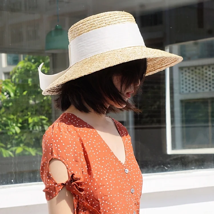 大きなつばの日よけ帽子 レディース：子供女性向けの夏のファッションアイテムとしての実用性とデザイン