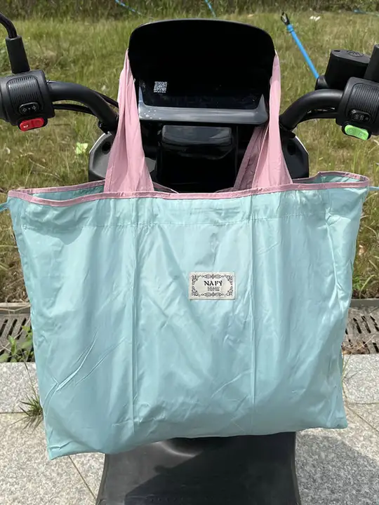 折りたたみ可能なエコバッグ【電動スクーター用・ヘルメット収納・大容量】