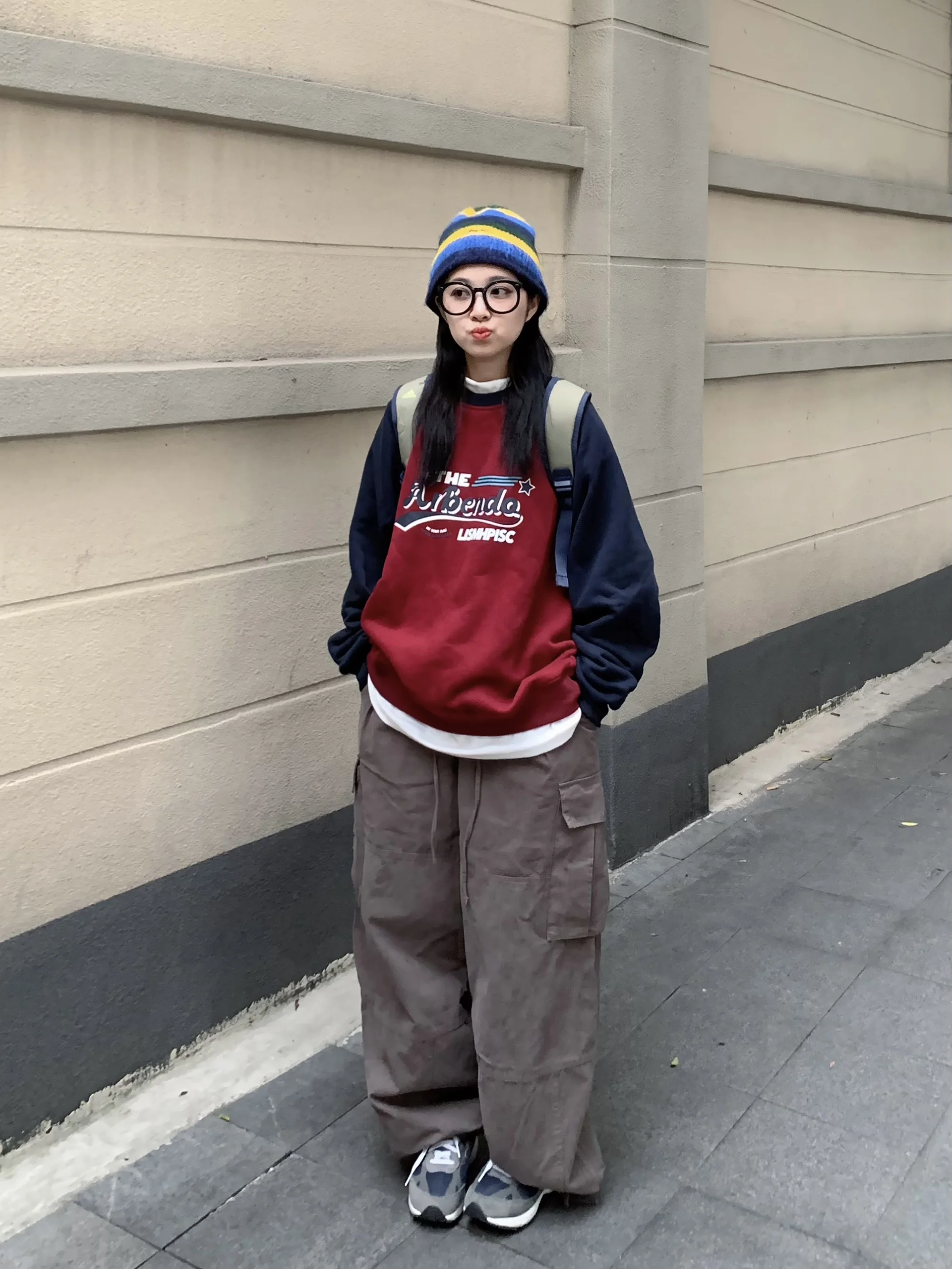 カーゴパンツ コーデ レディース 振り返りガイド｜通勤に合うヴィンテージ風ストレートパンツの選び方