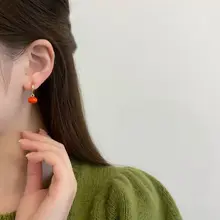 中国風デザインの柿の耳飾り【純銀製・耳あけ不要・小さいサイズ】