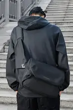 メンズ クロスボディバッグ サイクリング多機能チェストバッグ