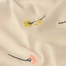 粉色の刺繍付きシフォン生地【上衣やワンピース、カーテン用】