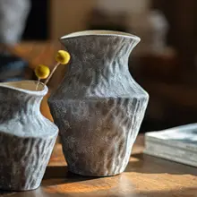 侘び寂び風 陶器花瓶【高級感あるインテリア・テーブル装飾用・ヴィンテージスタイル】