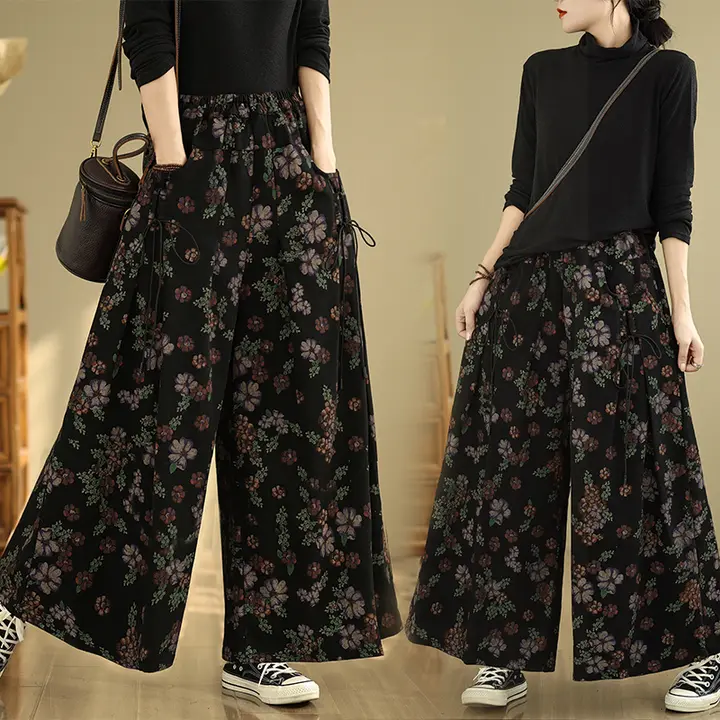 レトロ風 中華スタイルの個性的なプリントデニム ワイドレッグパンツ【ゆったりサイズ・ストレート】（セットアップ対応）