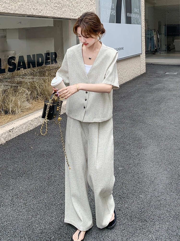 comme des garcons セットアップはどう選ぶ？ミディアムグレーのカジュアルスタイルが夏を救う理由