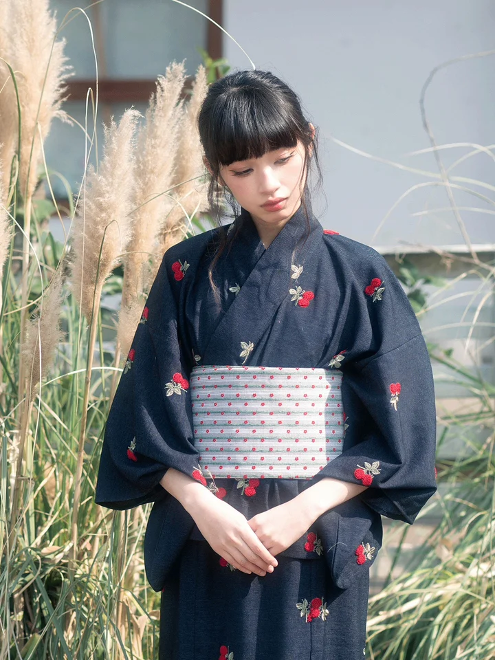 刺繍チェリー柄デニム二部式和服【旅撮影・和風スタイル】（セットアップ対応）