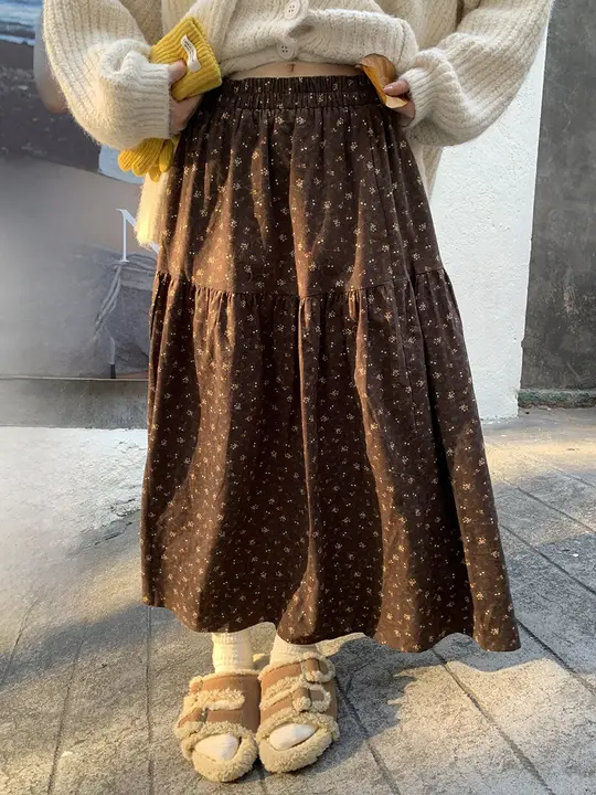 フランス田園風小花柄ハイウエストAライン中長半身スカート【エレガントなデザイン】（セットアップ対応）