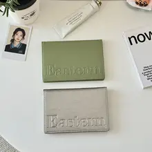 シンプルな文字デザインのカードケース【韓国風・軽量・多機能パスポートケース・旅行用】