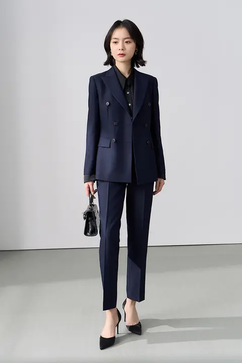 秋にぴったりな女性用スーツジャケット【上質なビジネススタイル・小柄サイズ】【セットアップ対応】