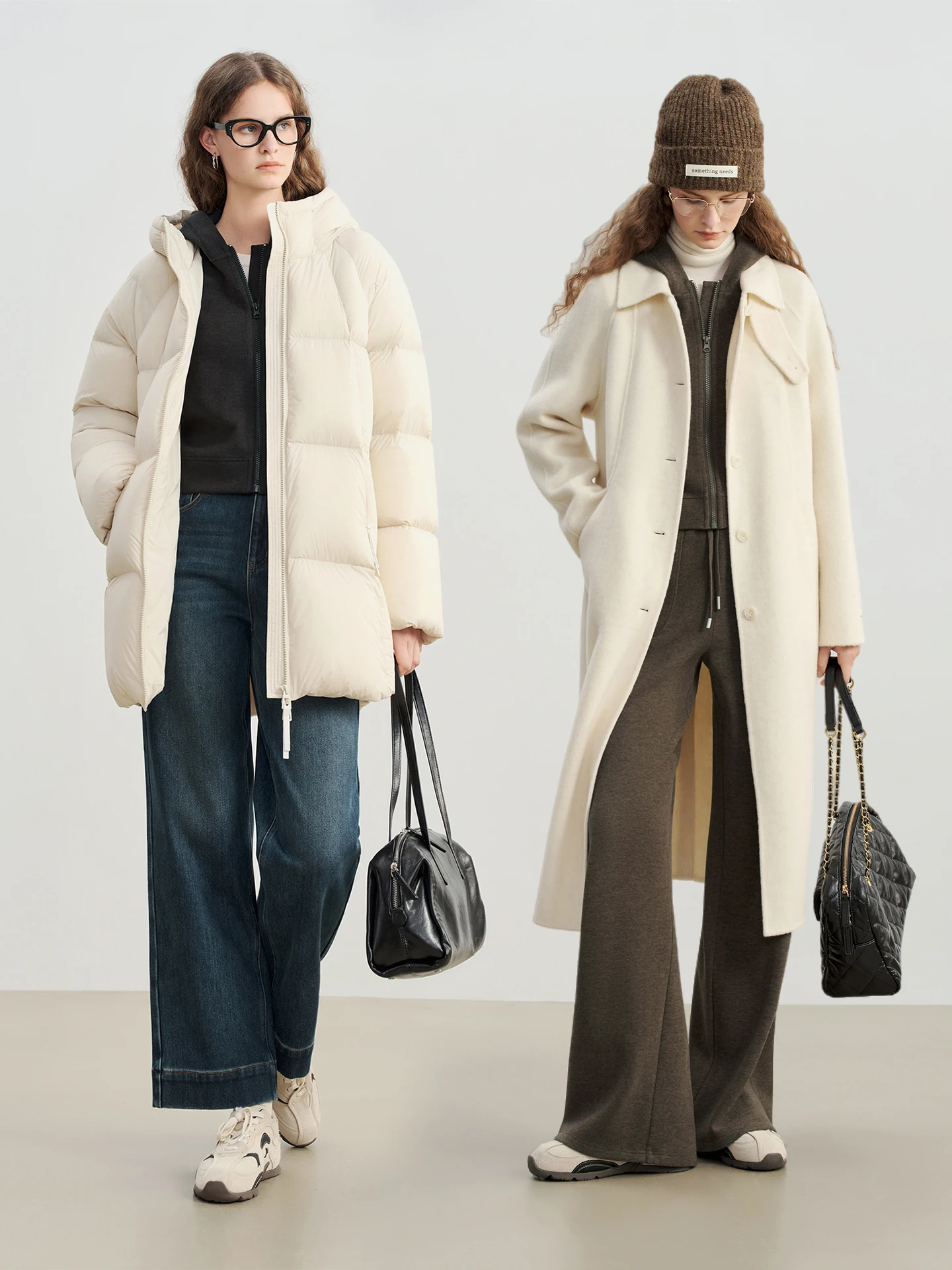 10月下旬と11月のデート服で迷うなら、1枚で決まるトップスが救う！