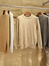 秋冬用シンプルデザインのメンズニットセーター【ウール混紡・暖かさと快適さ】