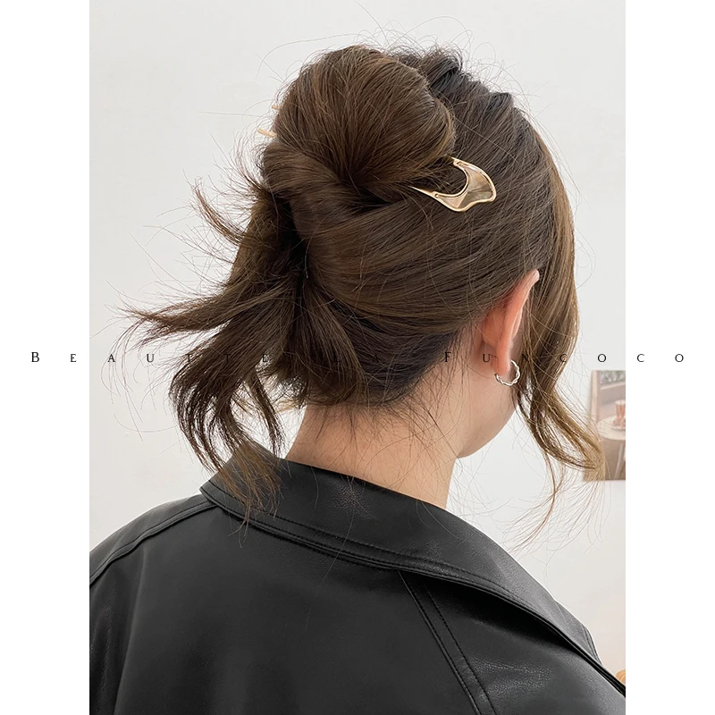 U型ベーカンヘアアクセサリー：中国風シェルデザインで簡単なまとめ髪スタイルを実現