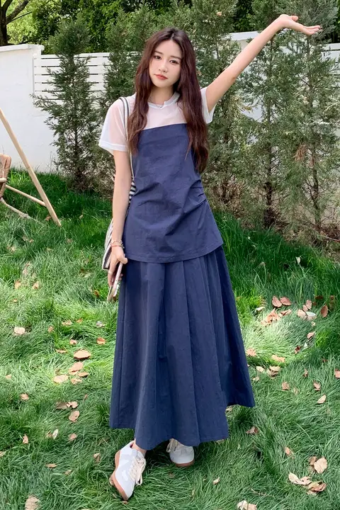深青色の優しい雰囲気のネット生地トップスとキャミソールの夏向けスカート【シルエットを美しく見せる・三点セット（セットアップ対応）】