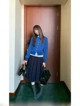 個性的なデザインのAラインミディスカート【秋用・プリーツ・小柄向け】