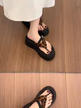 ヒョウ柄 フランス風 厚底ビーチサンダル【夏用・レトロデザイン・女性用】（セットアップ対応）