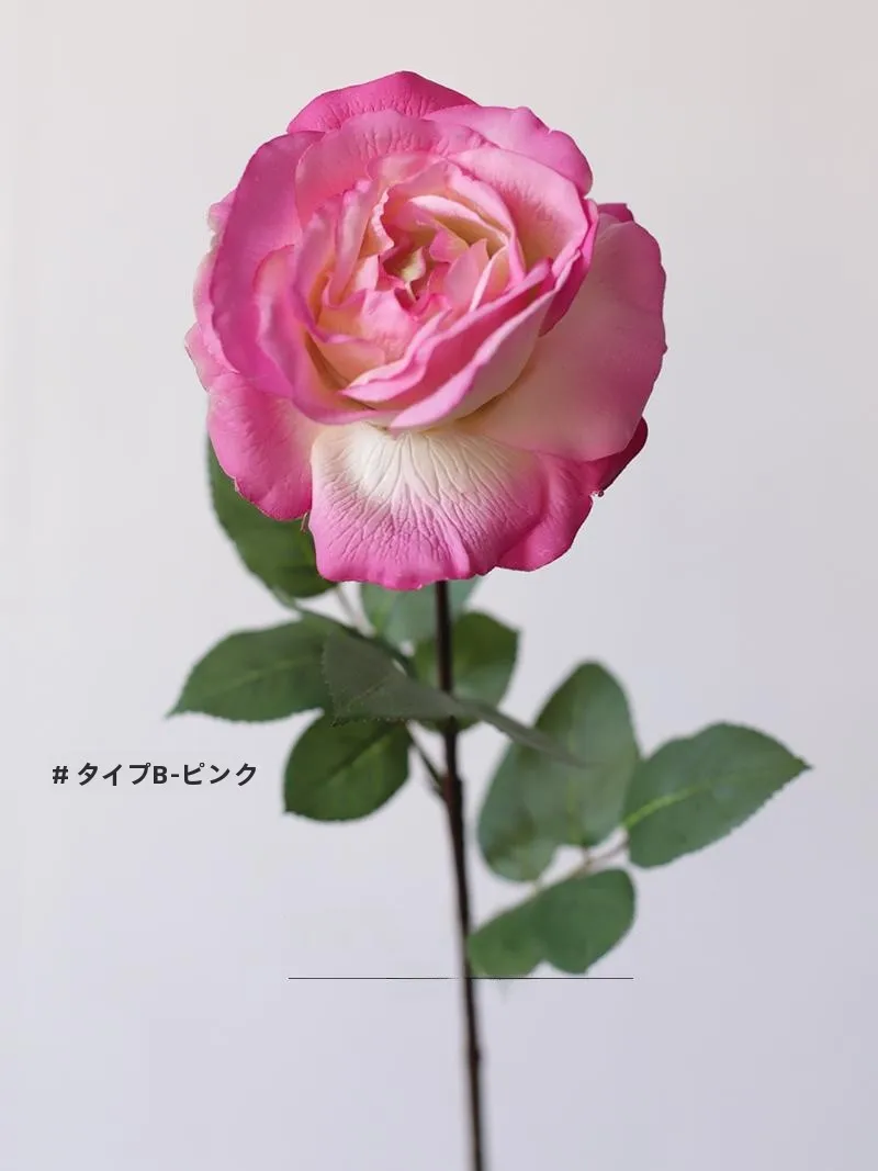 微光を放つローズの造花：花留め代用としての実用性とシーン別適用