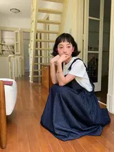 ポルカドットウォッシュドデニム サスペンダードレス【春用・学院風・バックストラップ】