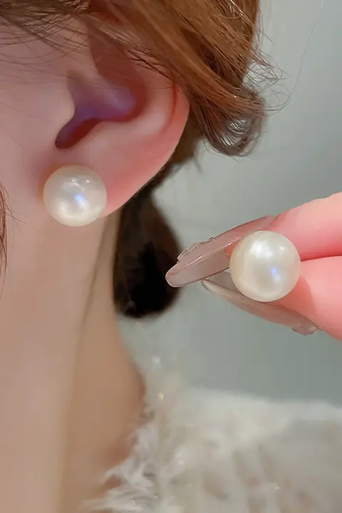 純銀製 真珠イヤリング【軽やかで上品なデザイン】