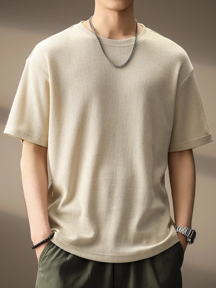 夏の日常に溶け込む、どうやってこのTシャツを選ぶべきか？