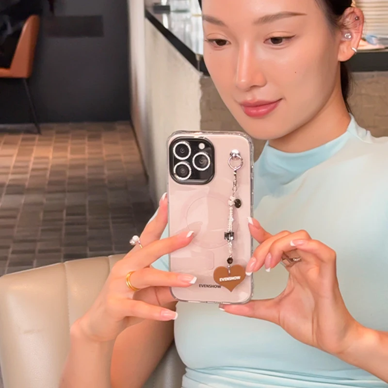 スマホケース マグネットを選ぶときに迷うのは、本当に「見た目」だけ？