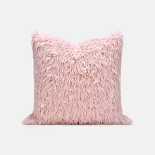 子供部屋用かわいいシンプルなプリンセスデザインのクッション【ピンク・フェイクファー・ビーズ装飾】