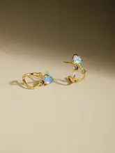 秘密の花園モチーフの耳飾り【ブルー調・軽やかで高級感のあるデザイン・女性用】