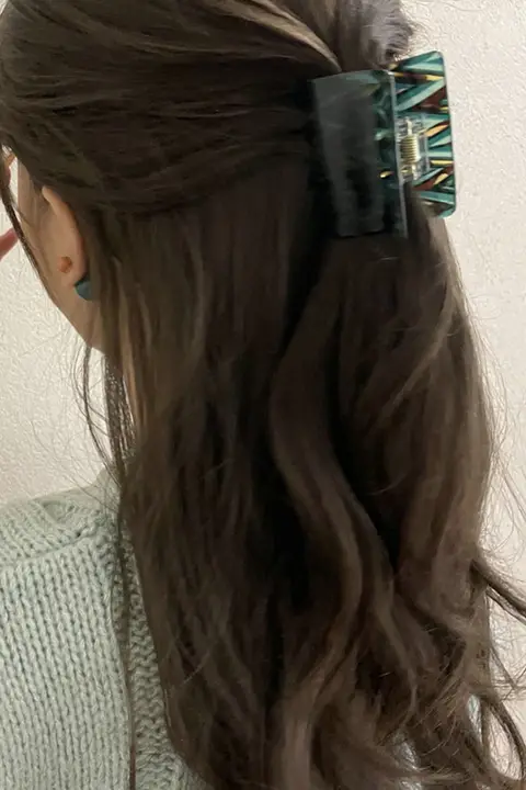 フランス輸入のグラデーションスクエアヘアクリップ【おしゃれなインス風】