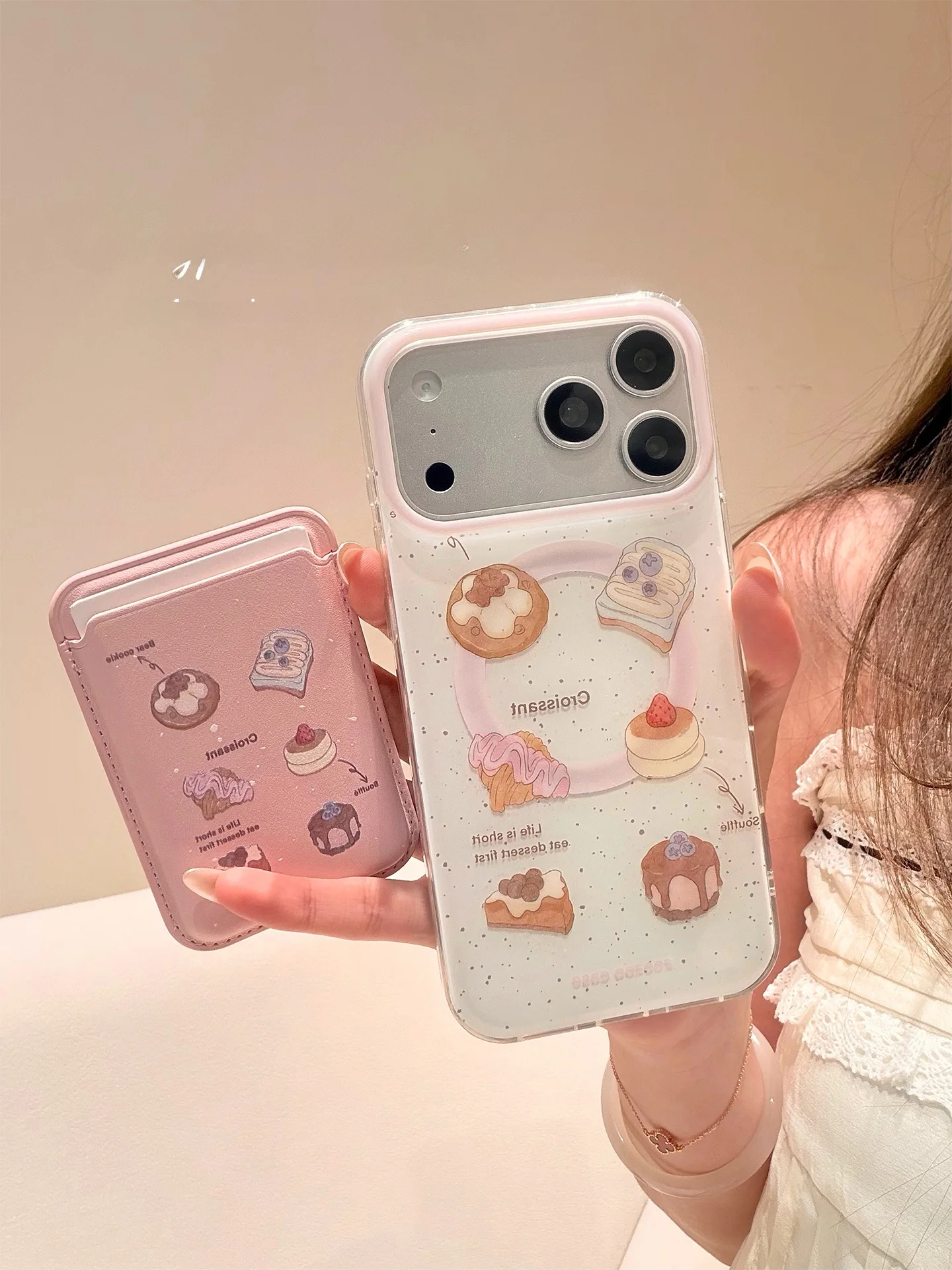 iPhone カードケース おすすめ5選：どうやって選ぶか？厚さや価格、デザインまで徹底比較