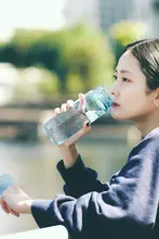 大容量トライタン製運動用ボトル【フィットネス・アウトドア・携帯便利】